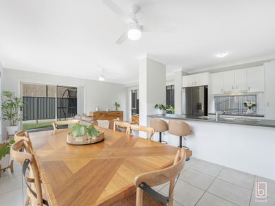 8 Darcey Street, Woongarrah