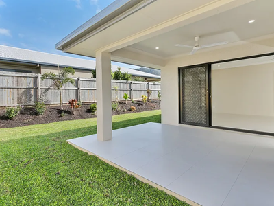 2E Fitzmaurice Drive, Bentley Park