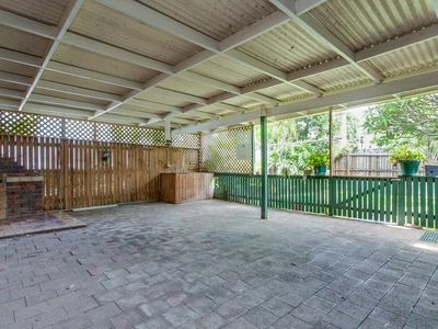 2 Sunbird St, Inala