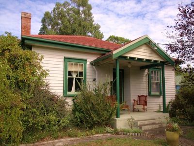 8269 Channel Highway, Cradoc