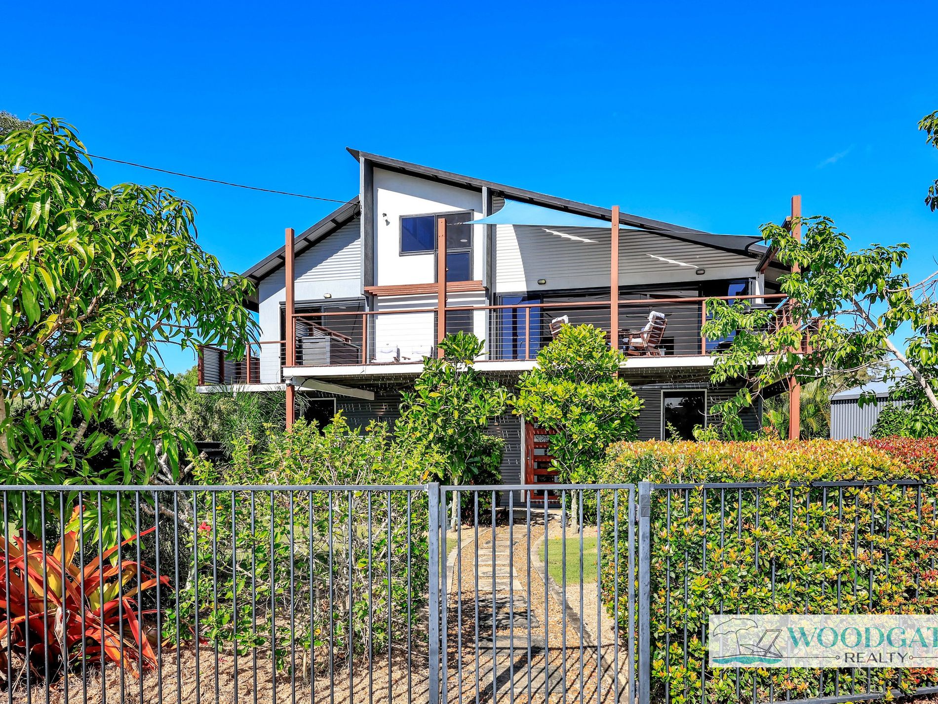 27 MACKEREL STREET, Woodgate