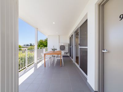 9 / 28 Pollard Street, Glendalough