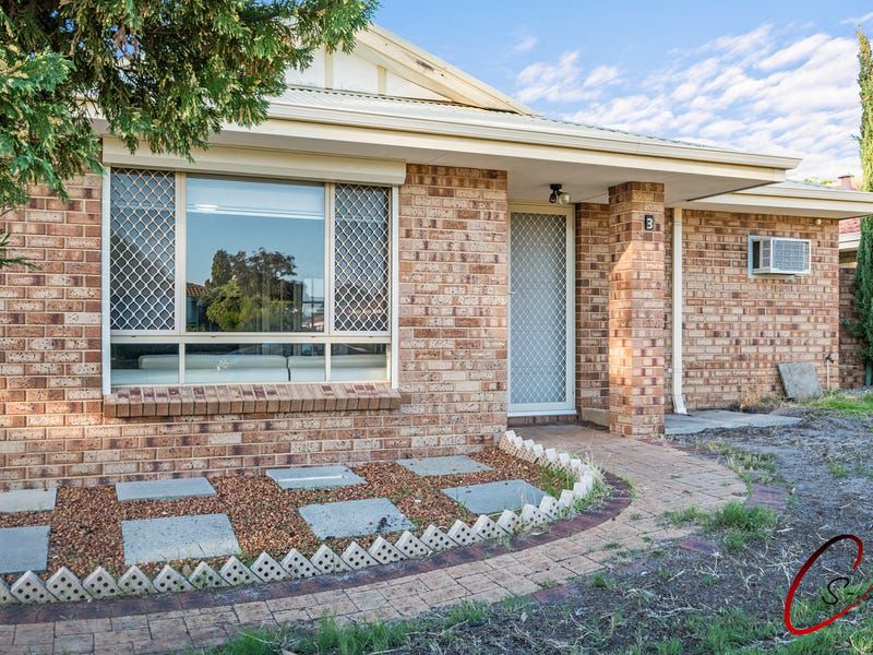 3 Larkspur Place, Thornlie