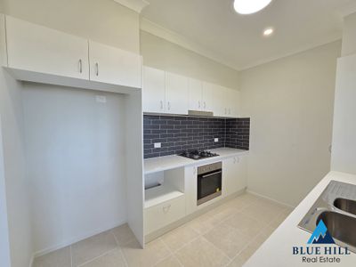 1/176 Settlers Boulevard, Chisholm