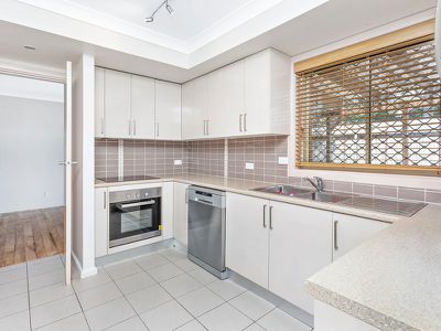 6 / 4 Fisher Street, West Wollongong