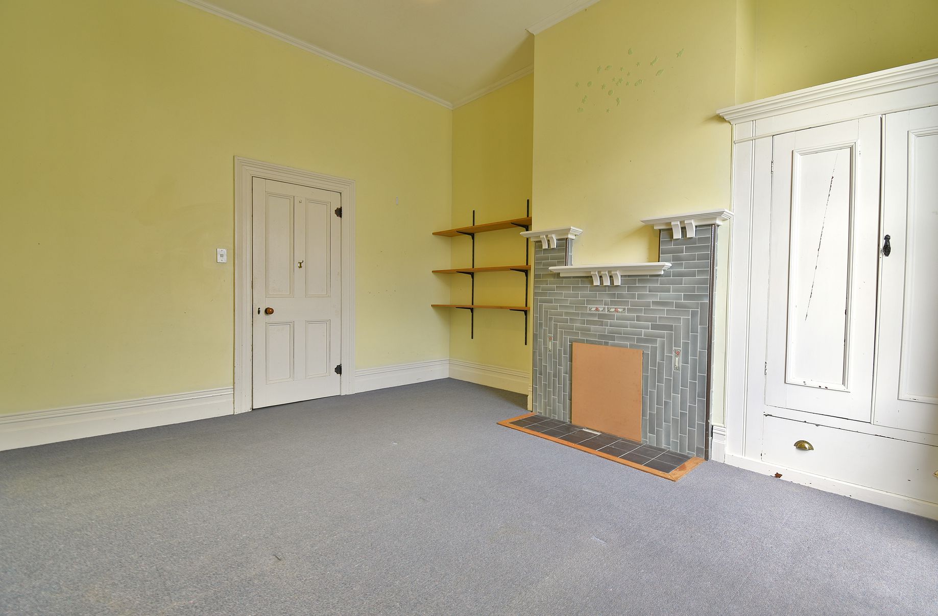 32 Clifford Street, Dalmore