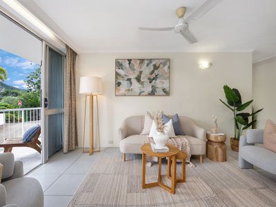 11 / 6 Hale Street, Townsville City