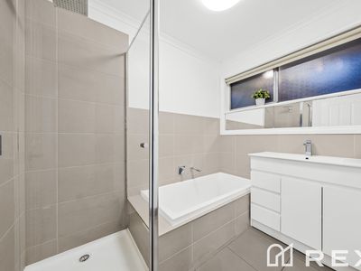 164 James Cook Drive, Endeavour Hills