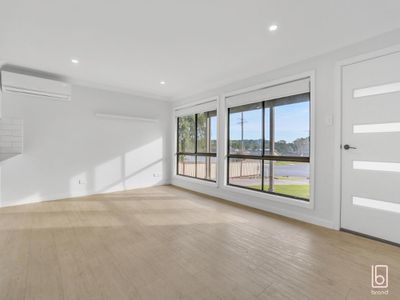 61 Hughes Avenue, Kanwal