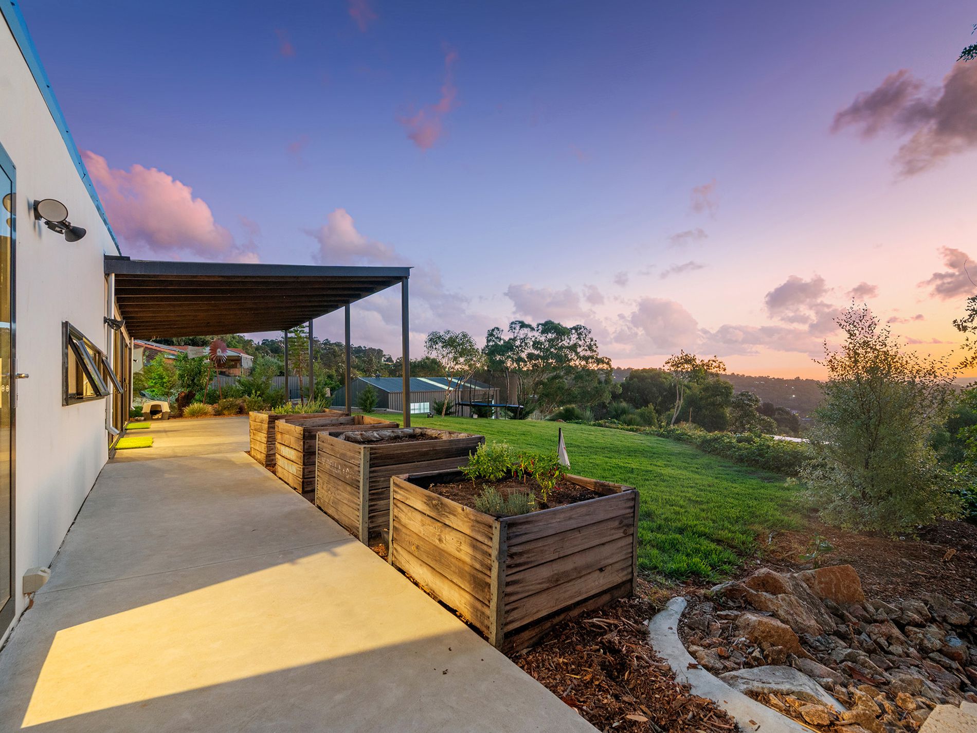 17 Bromfield Drive, Kelmscott