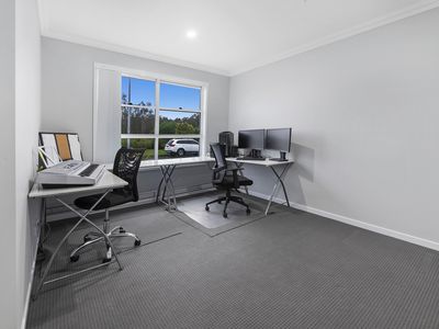 31 Ioannou Place, Coomera