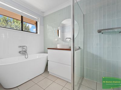 20 Polona Street, Blayney