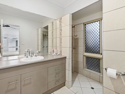 7 RED GUM CLOSE, Mount Sheridan