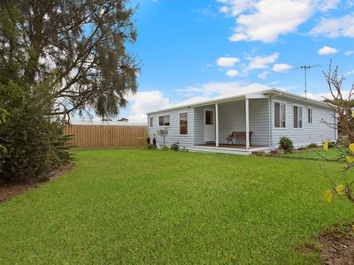 7 Perry Close, Port Fairy