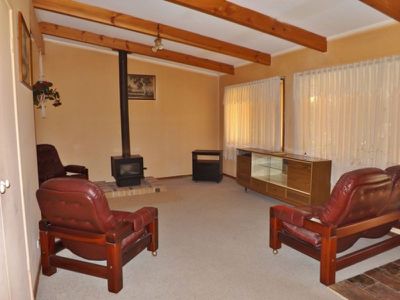 16 Carramar Crescent, Ulladulla