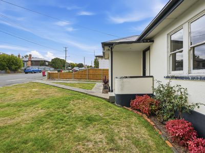 4 Walkers Avenue, Newnham