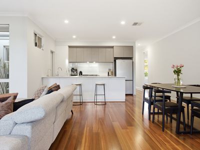 9B  Hornsby Street, Melville