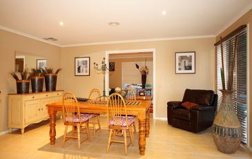 39 Fieldstone Boulevard, Beaconsfield