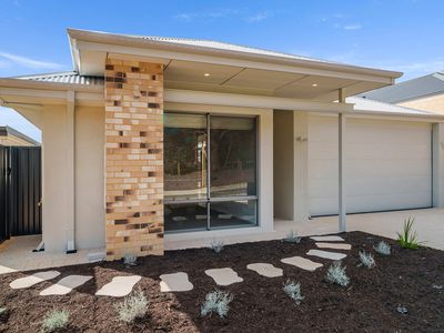 9 Shortland Road, Bushmead
