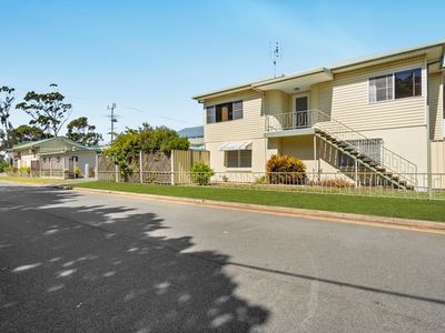 27 Minjungbal Drive, Tweed Heads South