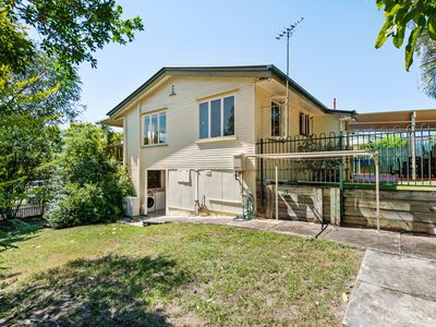 69 Normanton Street, Stafford Heights