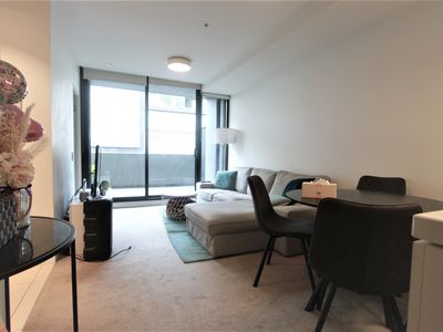 LG02 / 11 Flockhart Street, Abbotsford