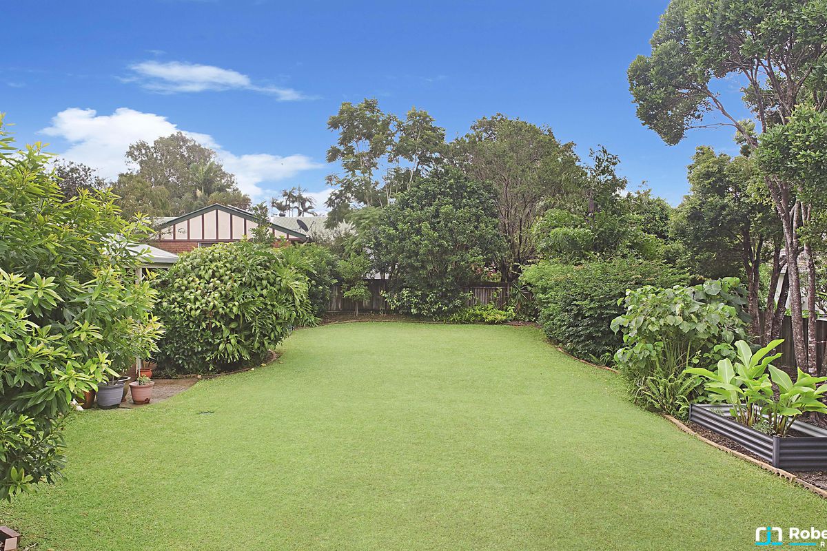 128 Outlook Drive, Tewantin