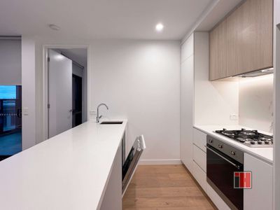 911 / 11 Prospect St, Box Hill