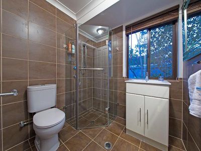151 Meadowlands Rd, Carindale