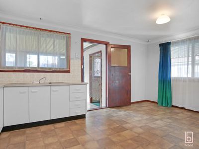 17 Danbury Avenue, Gorokan