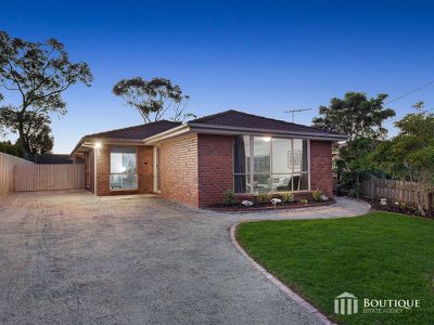 52 Bellbrook Drive, Dandenong North