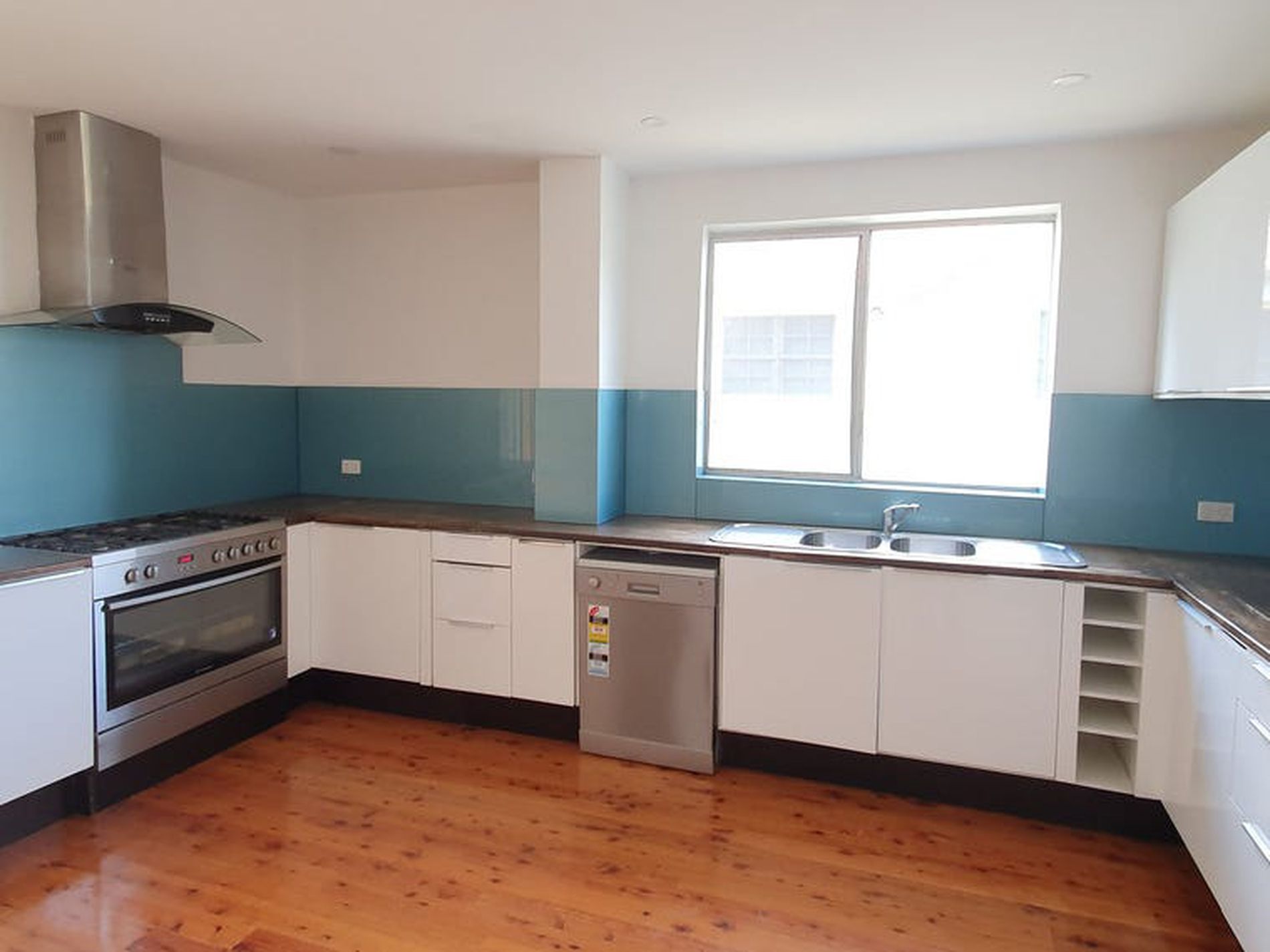 21 Waterview Street, Putney