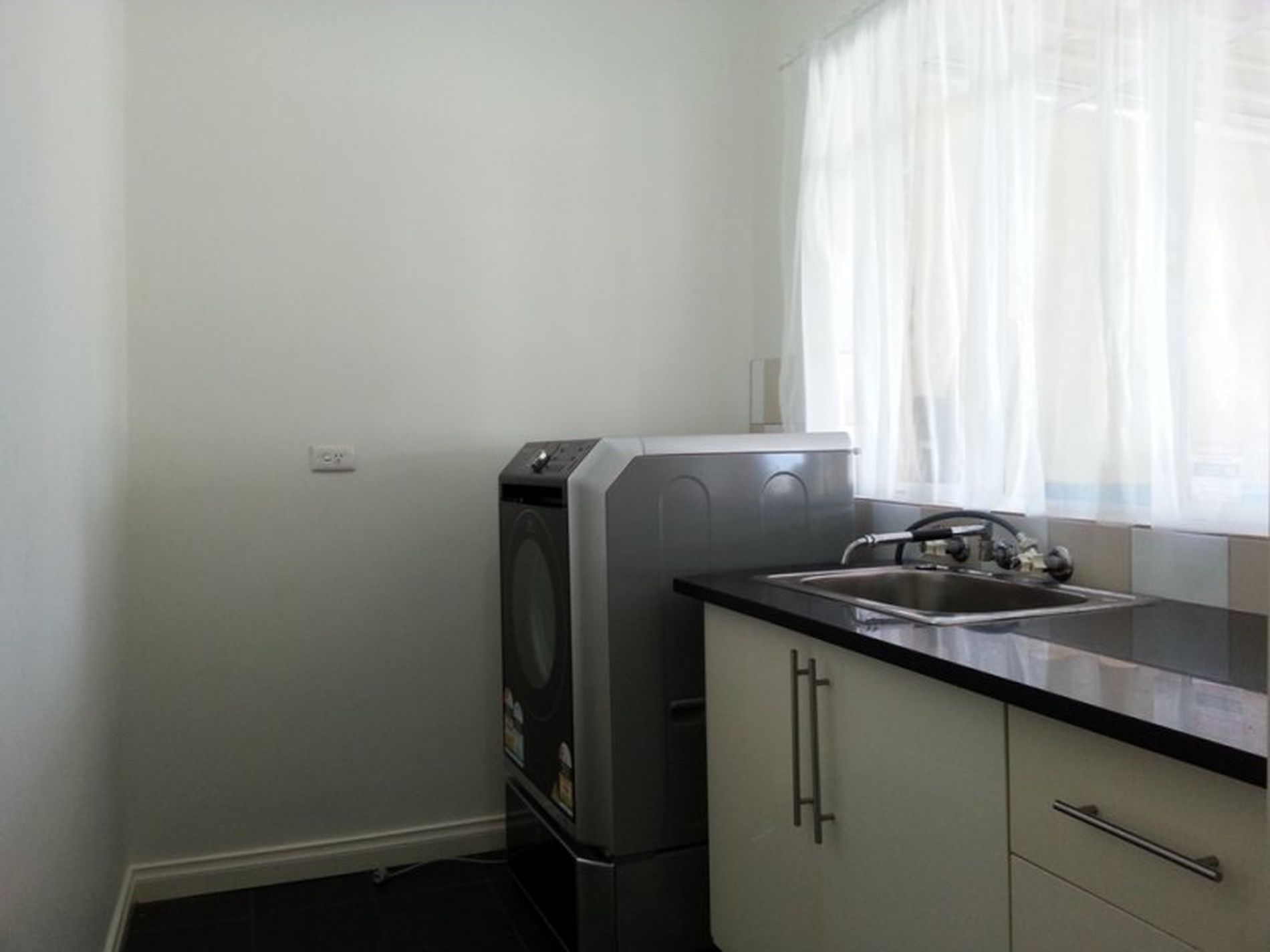 2 Little Street, Royal Park