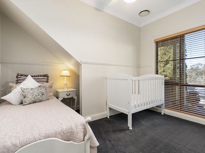 1188 Padman Drive, West Albury