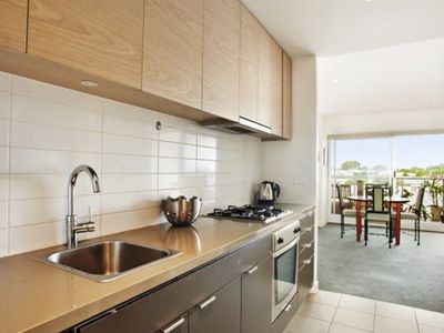 221 / 135 Inkerman Street, St Kilda