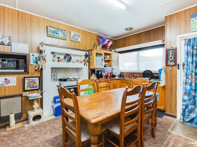 16  Gertrude St, Horsham