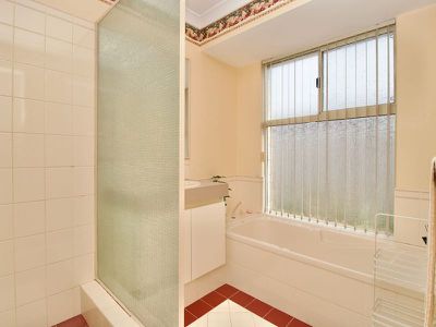 77 Triton Avenue , Waikiki