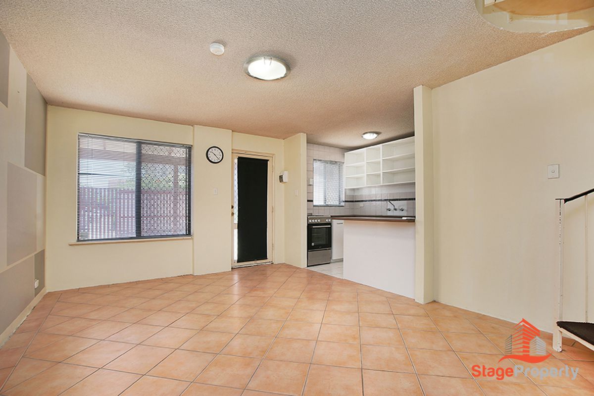 12 / 33 Farina Drive, Yokine