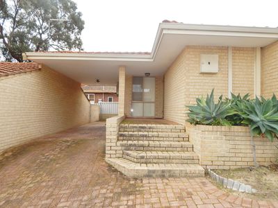 8 / 73-75 Weaponess Road, Scarborough