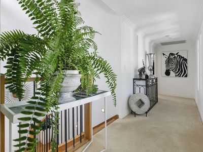 22 Lakeside Drive, Peregian Springs