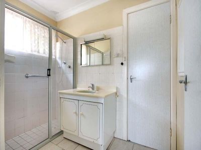 30 Oakland Ave, Windang