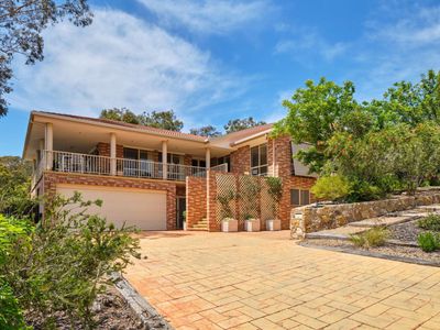 2 Camphorwood Close, Jerrabomberra