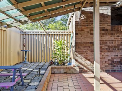 2 / 26 Earlston Way, Booragoon