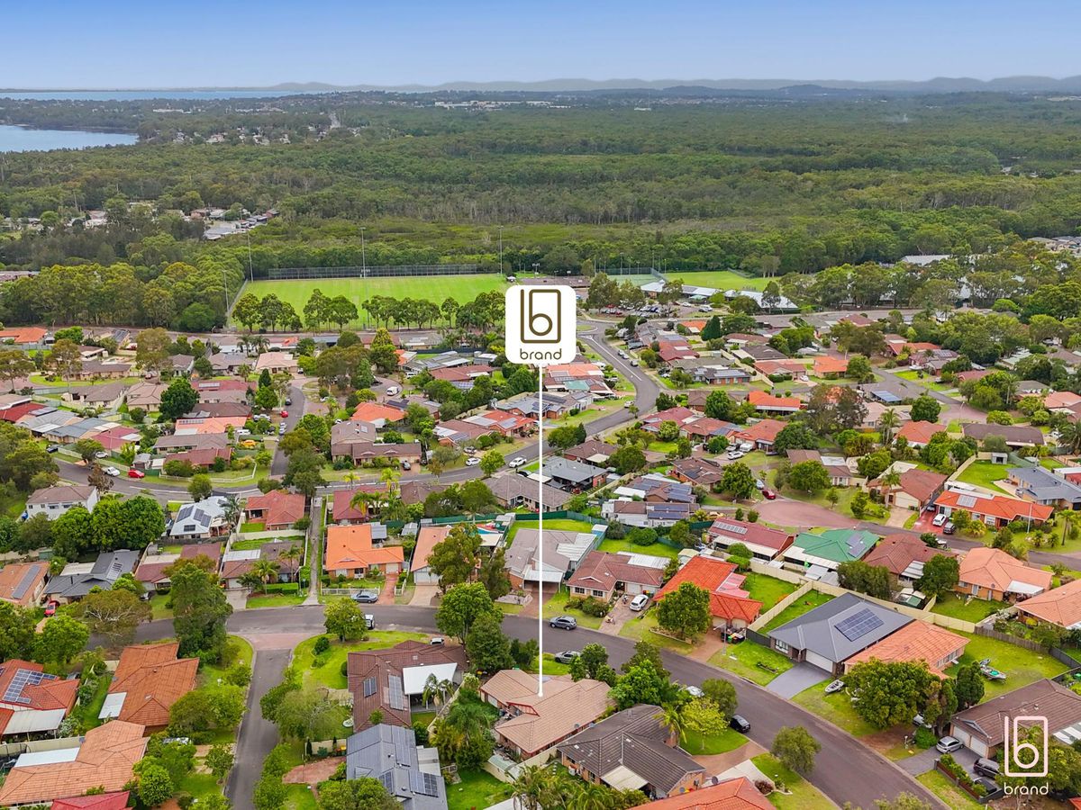 12 St Lawrence Avenue, Blue Haven