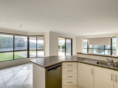 14 Henry Moss Court, Murray Bridge