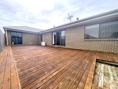 8 Buchanen Street, Boyne Island