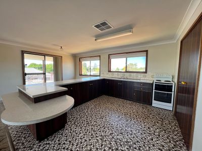 2 / 35 East Street, Dubbo