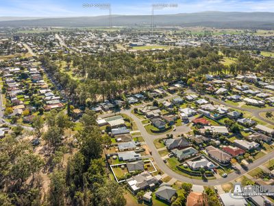 13 Raymont Crescent, Gatton