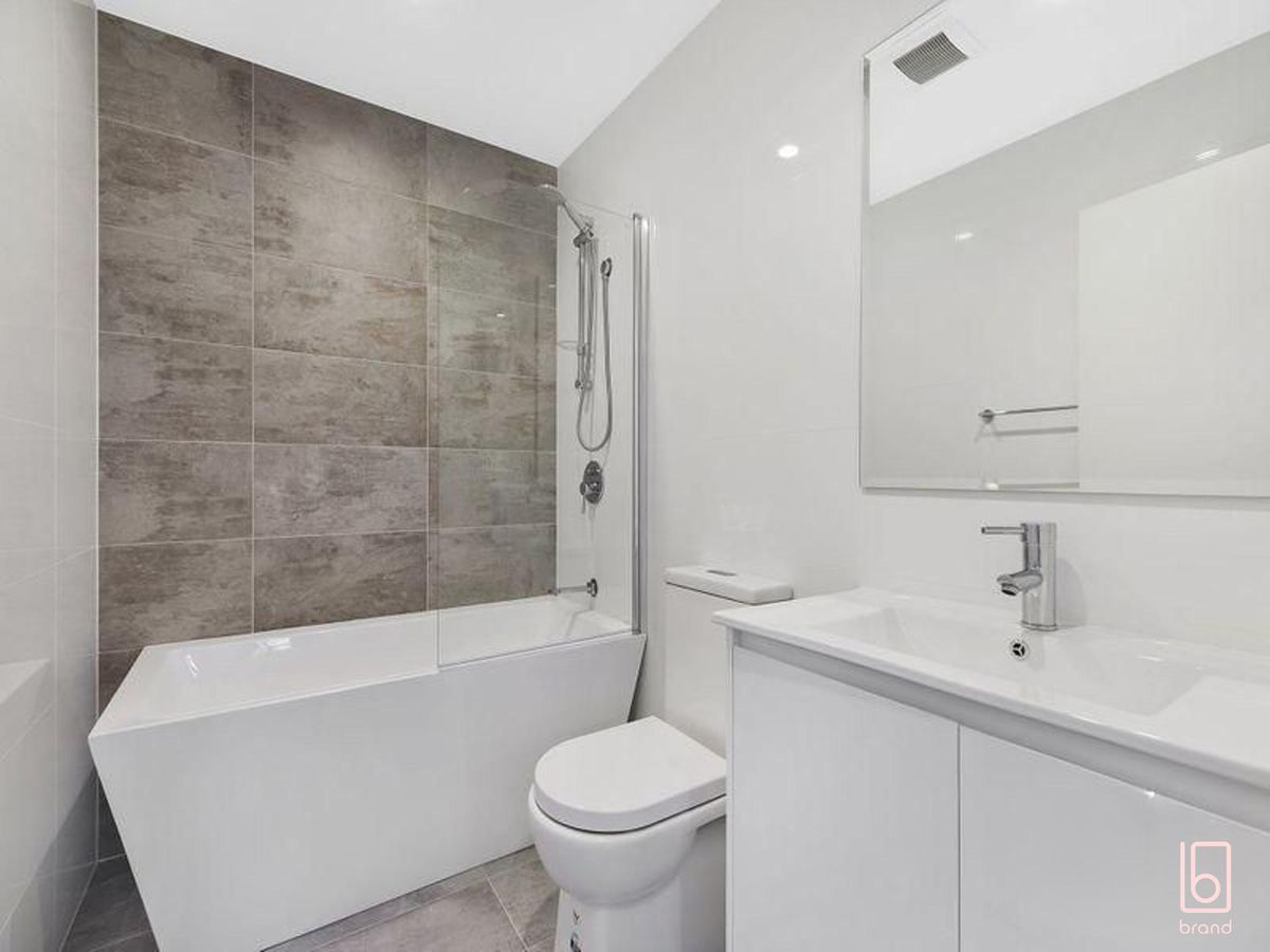 20/66-70 Hills St, North Gosford