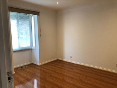 1 / 1 Edna Street, Mount Waverley